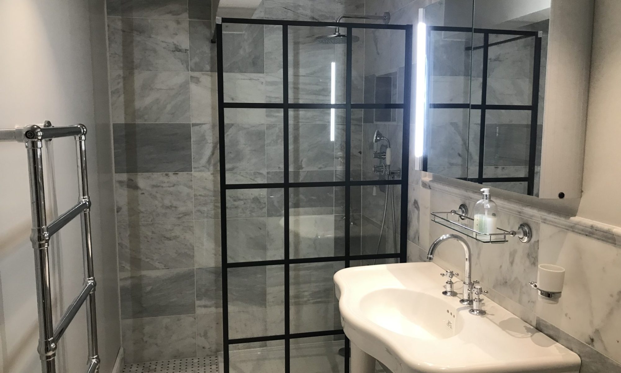 bathroom lighting by red box